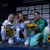 La Neuchâteloise Lisa Baumann (au centre) a décroché le titre européen dans les Portes du Soleil.